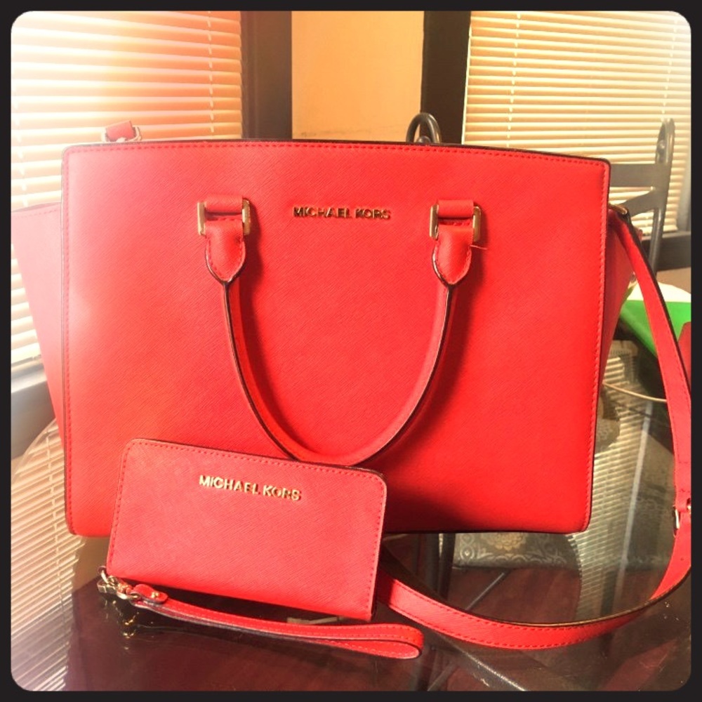 Michael Kors bag and wristlet/wallet